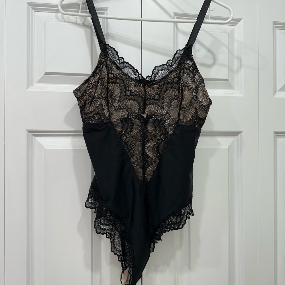 Elegant Black Lace shape-wear Bodysuit